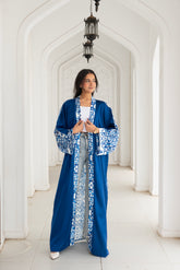 كيمونو طويل بأكمام واسعة بطبعات إسلامية – أزرق